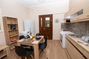 Φωτογραφία από το άλμπουμ του Matina's Village Getaway σε Antipernoí