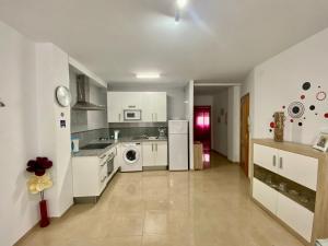 Kuchyň nebo kuchyňský kout v ubytování “SMILE NERJA” chic apartment with WIFI, 4 guests