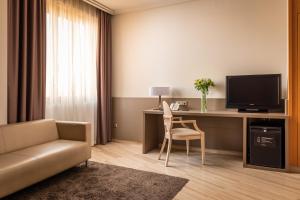 טלויזיה ו/או מרכז בידור ב-Hotel SB Ciutat Tarragona