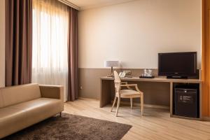 טלויזיה ו/או מרכז בידור ב-Hotel SB Ciutat Tarragona