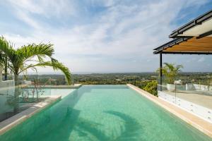 Bazén v ubytování Villa Friendly - Luxury 4 BR villa In Uluwatu nebo v jeho okolí