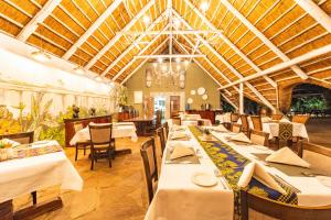 En restaurang eller annat matställe på Bayete Guest Lodge
