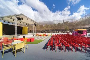 Activités en soirée proposées aux clients de l'établissement Allegro Isora