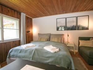 Postel nebo postele na pokoji v ubytování Holiday Home s`Hüttl reloaded by Interhome