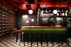 Lounge nebo bar v ubytování Hobo Helsinki