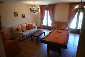 Posezení v ubytování De Felipe Casa Rural