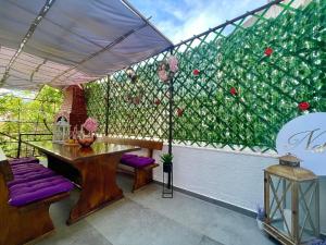 Balkón alebo terasa v ubytovaní Holiday house Lona