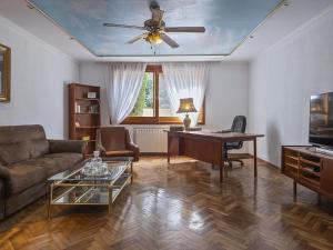 Χώρος καθιστικού στο Villa Cali en Picassent