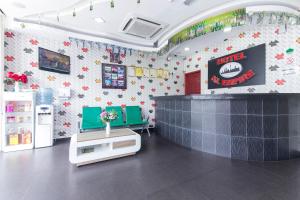 TV a/nebo společenská místnost v ubytování Empire Hotel USJ