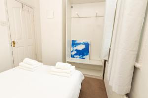 Fotografie z fotogalerie ubytování Suite 2 - Chic Private Room near City Centre v Manchesteru
