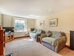 Μια τηλεόραση ή/και κέντρο ψυχαγωγίας στο 1 Bed in Ambleside 95118