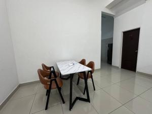 Φωτογραφία από το άλμπουμ του Mount austin 18 pax AR50 pool σε Johor Bahru