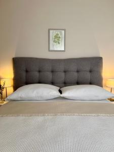 En eller flere senge i et værelse på Apartments Dalmatino + 63 billeder