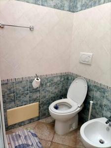 Kúpeľňa v ubytovaní La Ciaccia - appartement vue mer + 25 fotografií