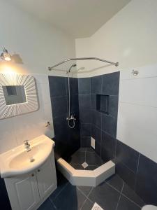Ένα μπάνιο στο Hermoso Apartamento excelente ubicación ! +12 φωτογραφίες