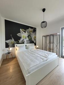 Кровать или кровати в номере ARYVE® Boutique-Ferienvilla mit Meerblick, Pool und Design-Interieur in Bribir