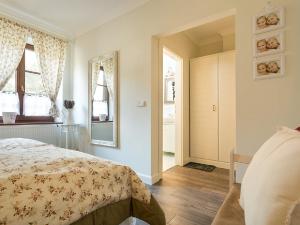 Postel nebo postele na pokoji v ubytování Holiday Home Huty by Interhome