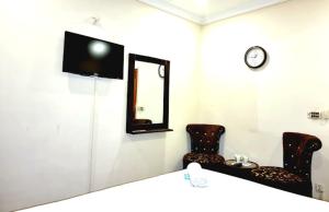 Μια τηλεόραση ή/και κέντρο ψυχαγωγίας στο Khyber Hotel