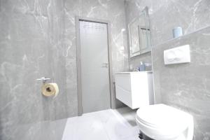 Koupelna v ubytování Calla Lux Studio