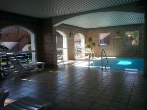 Bazén v ubytování Appartement Waldeck Perle nebo v jeho okolí