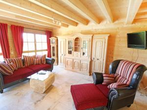 Posezení v ubytování Apartment Lärche by Interhome + 21 fotografií