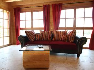 Posezení v ubytování Apartment Lärche by Interhome