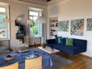 Gallery image of Bellavista in palazzo storico e deliziosa vista lago! in Miasino