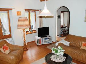 Area tempat duduk di Apartment Casa Strecce - App- 2 by Interhome