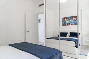 Ένα ή περισσότερα κρεβάτια σε δωμάτιο στο Aja's Apartment