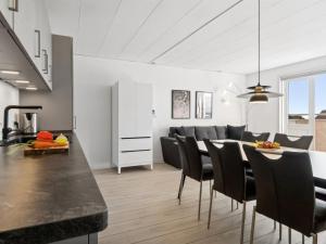 Cucina o angolo cottura di Apartment Eicke - 400m from the sea by Interhome