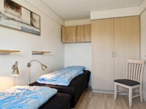 Postel nebo postele na pokoji v ubytování Apartment Bratko - 300m from the sea by Interhome