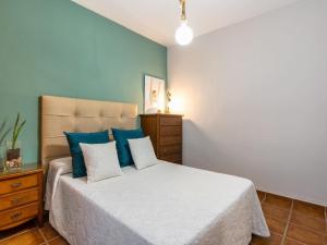 Posteľ alebo postele v izbe v ubytovaní Holiday Home Villa San Vicente by Interhome