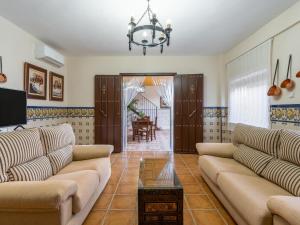 Posedenie v ubytovaní Holiday Home Villa San Vicente by Interhome