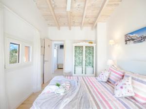 Postel nebo postele na pokoji v ubytování Holiday Home Sa Font by Interhome