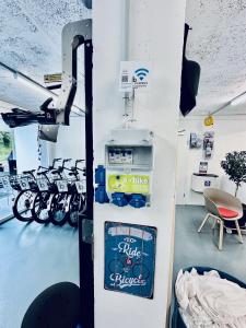 Fitness centrum a/nebo fitness zařízení v ubytování Bed Bike and Breakfast Olten