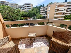 Balkón alebo terasa v ubytovaní 2 bedroom flat with terrasse & car-park Nice Ouest