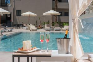 Bazén v ubytování Meramaglia Hotel nebo v jeho okolí