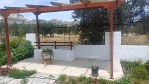 สวนหย่อมนอก Alexadra's house Κάτω Αλμυρή