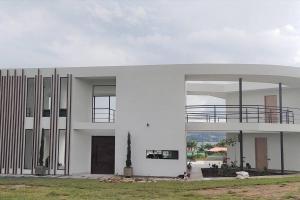 The building in which the holiday home is located
