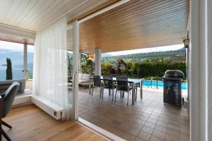 Nespecifikovaný výhled na hory nebo výhled na hory při pohledu z apartmánu + 31 fotografií