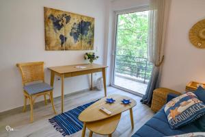 Χώρος καθιστικού στο Blue Ocean - Luxury Seaside Vibe Retreat