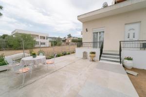 Balkón nebo terasa v ubytování Selene house