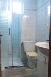 Ванная комната в Makri Beach Villa