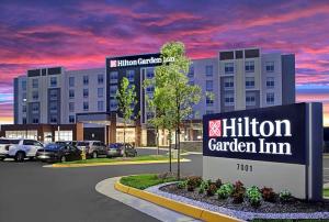 een impressie van een Hilton Garden Inn-gebouw bij Hilton Garden Inn in Manassas