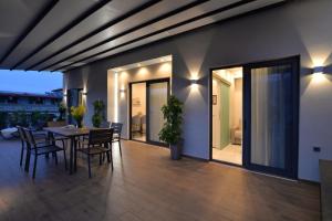 Balkón nebo terasa v ubytování Irida Apartments