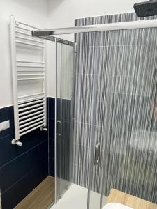 Ένα μπάνιο στο Panormus Guest Apartment