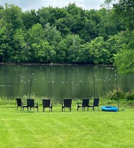 Gallery image of Luxury Riverfront Tiny Home- Amazing Views #555 in Strawberry Plains +23 photos