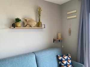 Coin salon dans l'établissement Brise de mer sur la naturelle, Studio à Wimereux , parking