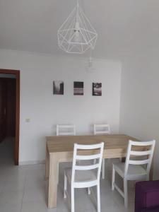 Φωτογραφία από το άλμπουμ του Apartamento 1 habitacion 450m playa Baltar-VUT στην Ποντεβέντρα