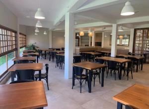 Φωτογραφία από το άλμπουμ του Delta Maresias Studio σε São Sebastião